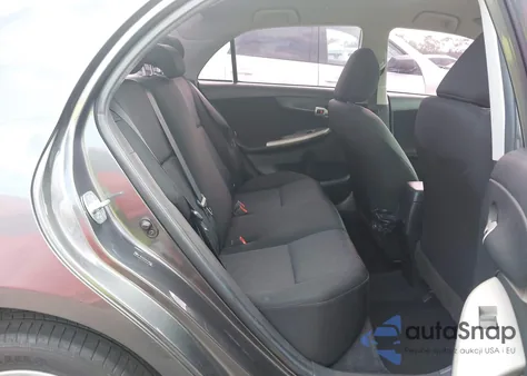 2010 Toyota Corolla S z USA, uszkodzony, nr VIN 2T1BU4EE9AC439035